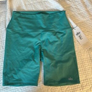 ALO biker shorts